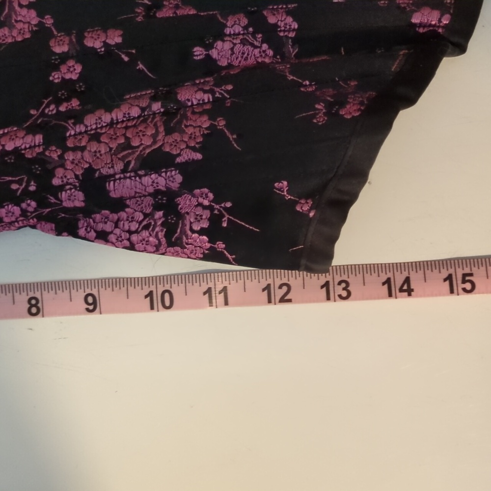Black and Pink Floral Corset - Picture 6 of 6